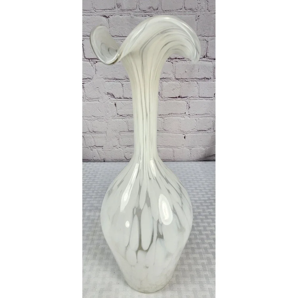 Vintage Murano Vase Blown Glass Ruffled Top 14